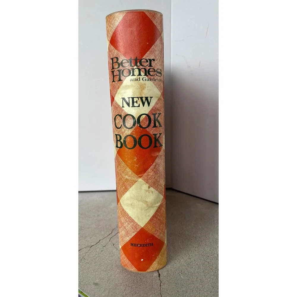 Better Homes and Gardens New Cook Book Red Plaid Binder Good‎ Vintage Recipes